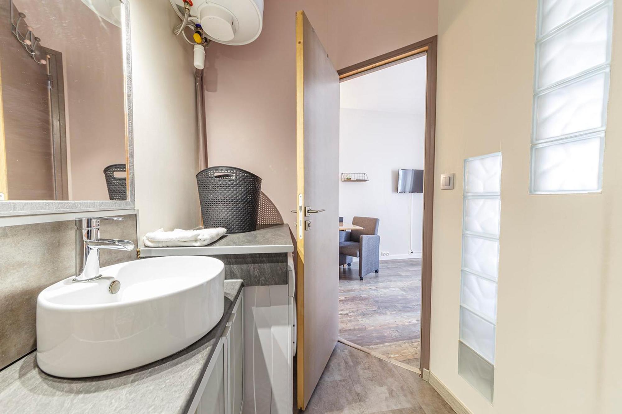 Le Garnier - Studio Au Coeur De La Doutre Apartman Angers Kültér fotó
